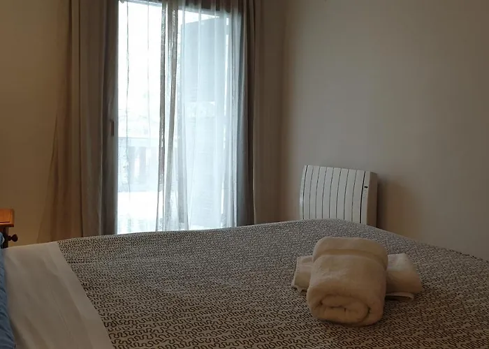 Todosierranevada Zona Baja - Montblanc Vistas A La Montana - Junto A Telecabinas *