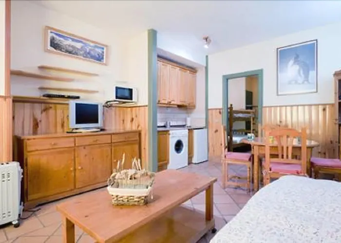 Appartamento Todosierranevada Zona Baja - Montblanc Vistas A La Montana - Junto A Telecabinas *