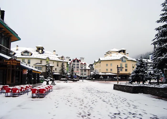 Appartamento Todosierranevada Zona Baja - Montblanc Vistas A La Montana - Junto A Telecabinas Sierra Nevada