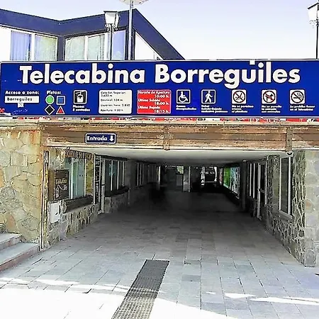 Todosierranevada Zona Baja - Montblanc Vistas A La Montana - Junto A Telecabinas シエラネバダ