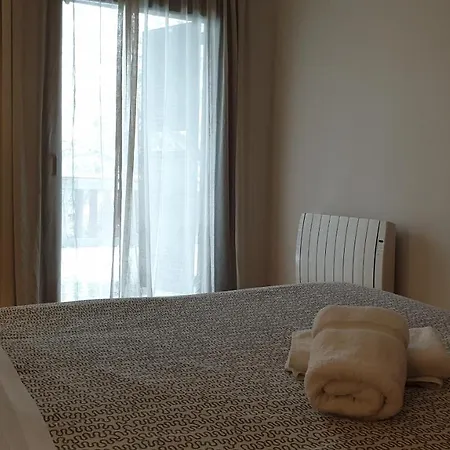 Todosierranevada Zona Baja - Montblanc Vistas A La Montana - Junto A Telecabinas *