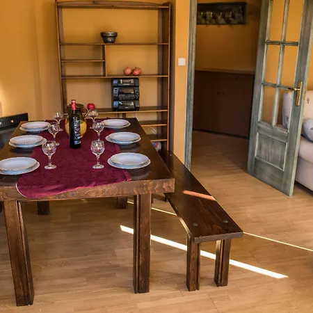 Todosierranevada Zona Baja - Montblanc Vistas A La Montana - Junto A Telecabinas シエラネバダ