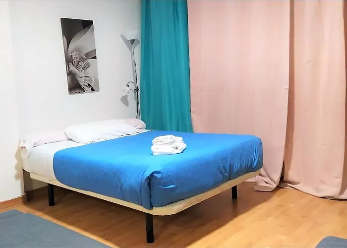 Todosierranevada Zona Baja - Montblanc Vistas A La Montana - Junto A Telecabinas