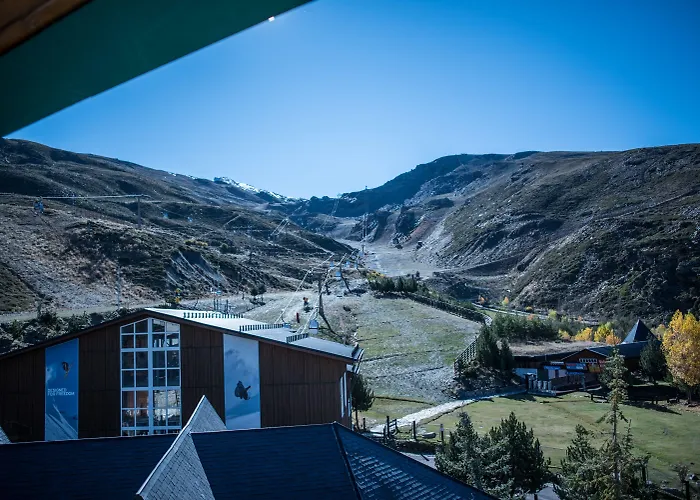 Lejlighed Todosierranevada Zona Baja - Montblanc Vistas A La Montana - Junto A Telecabinas *