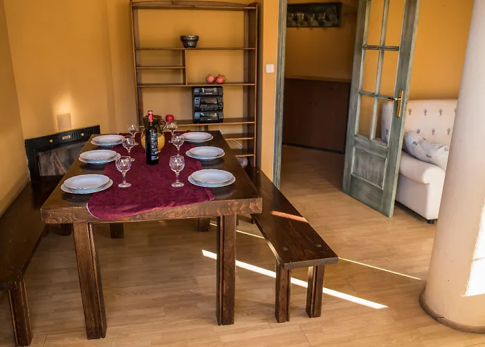 Todosierranevada Zona Baja - Montblanc Vistas A La Montana - Junto A Telecabinas Sierra Nevada