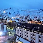 Appartement Todosierranevada Zona Baja - Montblanc Vistas A La Montana - Junto A Telecabinas Sierra Nevada