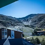 Appartement Todosierranevada Zona Baja - Montblanc Vistas A La Montana - Junto A Telecabinas *